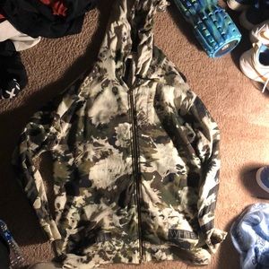 Camo zip up